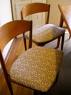 DIY: Re-Cover a Dining Room Chair