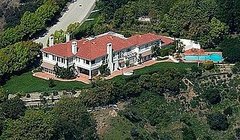This Just In: Faith Hill and Tim McGraw List Their Hills Manse