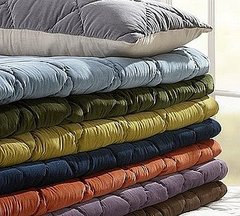 Steal of the Day: Pottery Barn Velvet Linen Quilt and Sham 