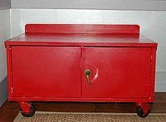 Before and After: Au Revoir Rouge