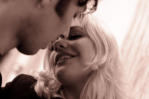 Dear Poll: Would You Dump a Guy Over a Bad Kiss? 