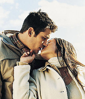 Dear Poll: Do You Kiss For 10 Seconds Daily? 