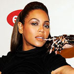 Beyonce on Her Style Status: “I Don’t Know If I’m Fashion Obsessed” 