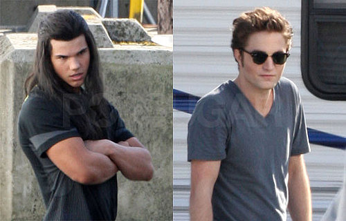 Twilight Battle of Hotness — Taylor Lautner or Robert Pattinson? Photos of Robert Pattinson and Taylor Lautner Filming New Moon