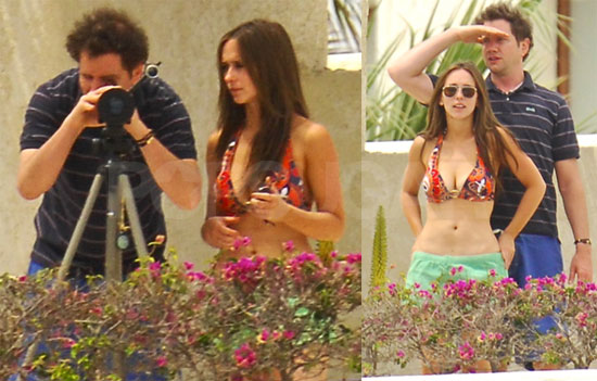 Jennifer Love Hewitt Bikini Photos