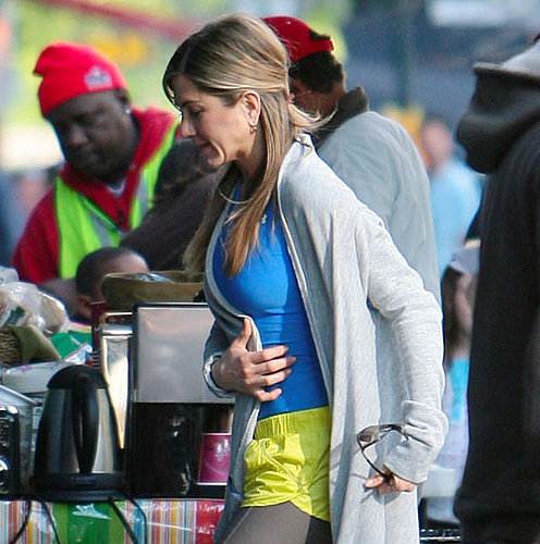 Kissing Jennifer Aniston Makes Jason Bateman Shy