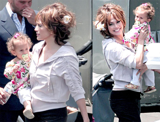 Jennifer on Set With Emme Jennifer on Set With Emme