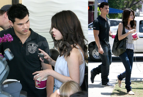 Selena and Taylor Grab a Treat
