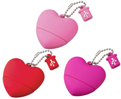 I'd Heart a Heart-Shaped Flash Drive 