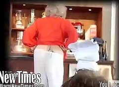 Paula Deen's Pants Fall off at South Beach Food & Wine Festival
