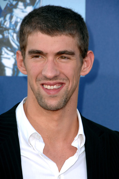 Kellogg's Donates Michael Phelps Cereal Boxes to Food Bank Kellogg's Donates Michael Phelps Cereal Boxes to Food Bank