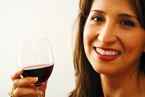 Survey Shows Women Prefer Red; Red Wine May Have Mental Benefits