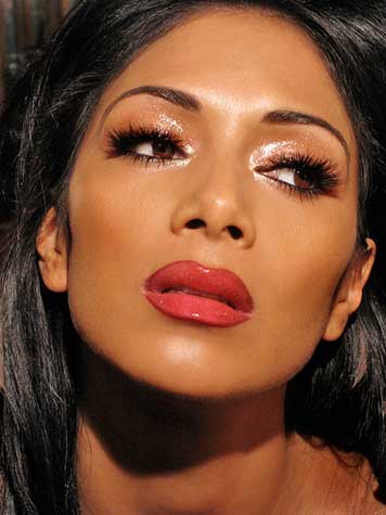 For those whom can't blend make up