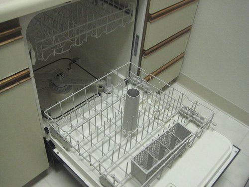 Simple Tip: Empty the Dishwasher Before the Party