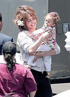 Lil Links: Jennifer Lopez Shows Off Daughter Emme!