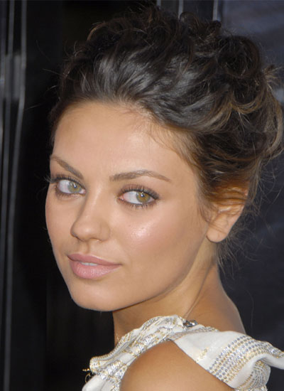Mila Kunis: Natural Glow Mila Kunis: Natural Glow