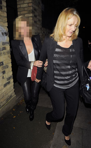Pop Quiz on Celebrities With Their Mums For Mother's Day on 22 March 2009