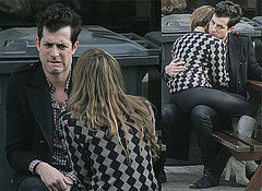 Photos of Mark Ronson and Tennessee Thomas Outside A London Pub Photos of Mark Ronson and Tennessee Thomas Outside A London Pub