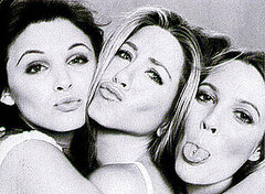 Jennifer Aniston,Ginnifer Goodwin and Drew Barrymore for US Marie Claire-march 09
