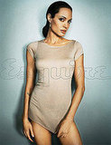 Angelina Jolie does Esquire mag(1)