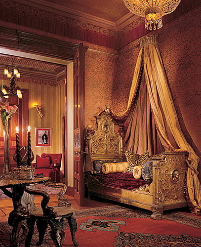 A Hollywood Actor's Opulent Home