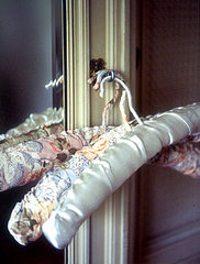 Do You Use Fabric Hangers? Do You Use Fabric Hangers?