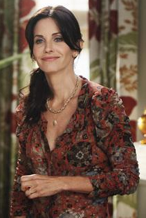 Cougar Town Style: Jules Cobb