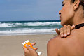 The How-To Lounge: Applying Sunscreen