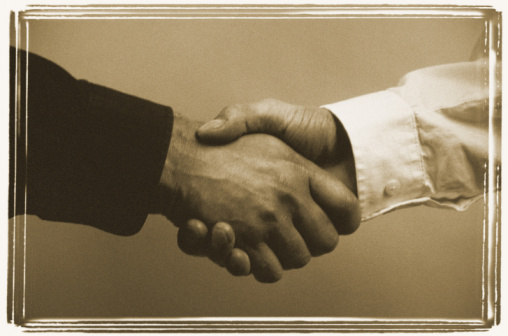 Dear Poll: Do you Want him to Ask for your Hand?