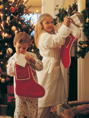 Do Tell: What's Your Christmas Tradition? 