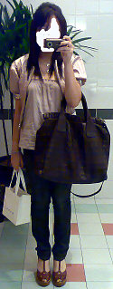 Look of the Day: Laid-back Chic