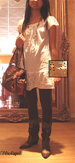 Look of the Day: An Eye for Eyelet