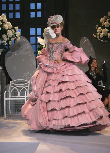 Modelsdur_Miche_14481569_600 Modelsdur_Miche_14481569_600