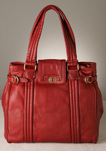 FabSugar August Handbag Giveaway!