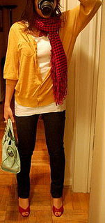 Look of the Day: A Dash of Mustard 