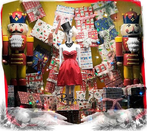 On Our Radar: Holiday Shopping With a Virtual Stylist 