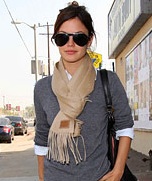 Look for Less: Rachel Bilson