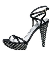 Shop InStyle's January issue!