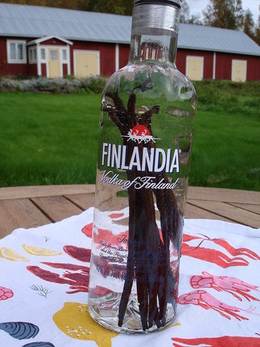 Reader Recipe: Homemade Vanilla Extract