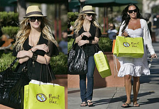 Ashlee Hops Off Tour, Straight to Shopping