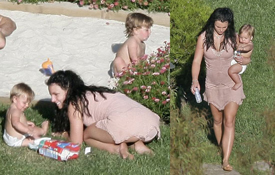Britney Spends Her Weekend With the Boys