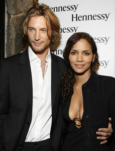 Is Halle Berry Really Pregnant?!?