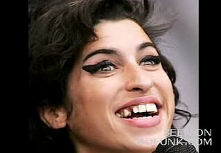 Amy Winehouse's Twelve Days of Christmas
