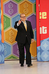 Drew Carey Comes On Down Today