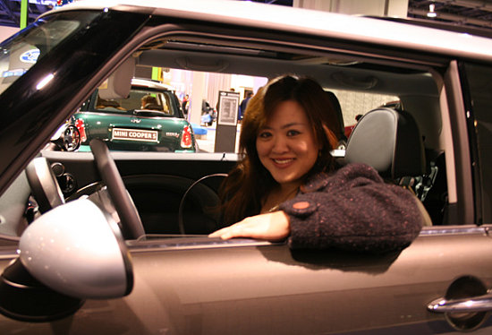 Geeky Girl We Love: Mia Kim of Popgadget
