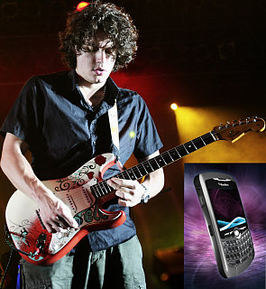 BlackBerry Joins John Mayer On Tour