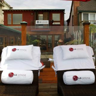 Celebrity Geek Hideout: LG House Malibu