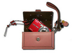 Kodak to Offer Fashion Accessories for Its Cameras Kodak to Offer Fashion Accessories for Its Cameras