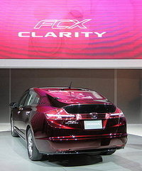 LA Auto Show Highlight: Honda's 2009 FCX Clarity