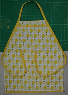 Yummy Links: From Dishtowel Aprons to Ilan Hall